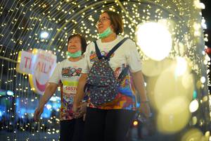 BIB: 5057
                            <button type="button" onclick="openModal(21750793)" class="btn btn-primary btn-sm float-right btn-popup" data-toggle="modal" data-target=".modal-high-quality">
                        <i class="fas fa-shopping-cart"></i> Add to Cart
                    </button>
                                            <button type="button" onclick="isThisMe(21750793, true)" class="btn btn-success btn-sm float-right btn-popup btn-isme hidden" data-toggle="tooltip" data-placement="bottom" title="นี่คือรูปของคุณใช่ไหม คลิกที่นี่เพื่อเอาเข้าอัลบั้ม">
                        <i class="fas fa-plus"></i> Add to album
                    </button>
                    <button type="button" onclick="isThisMe(21750793, false)" class="btn btn-warning btn-sm float-right btn-popup btn-isnotme hidden">
                        <i class="fas fa-ban"></i> Remove from album
                    </button>